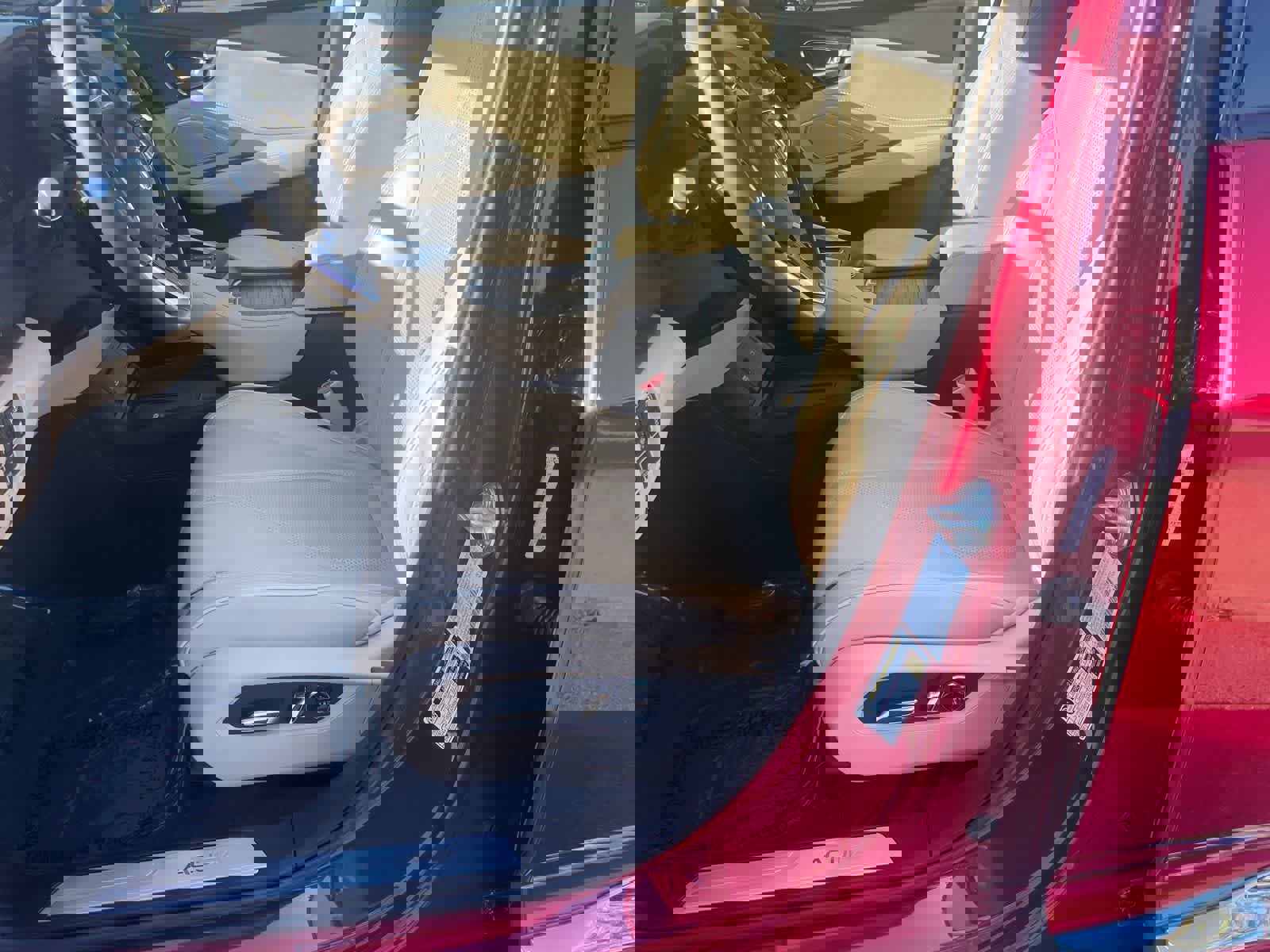 Used 2024 Acura RDX w/Advance Package image 10