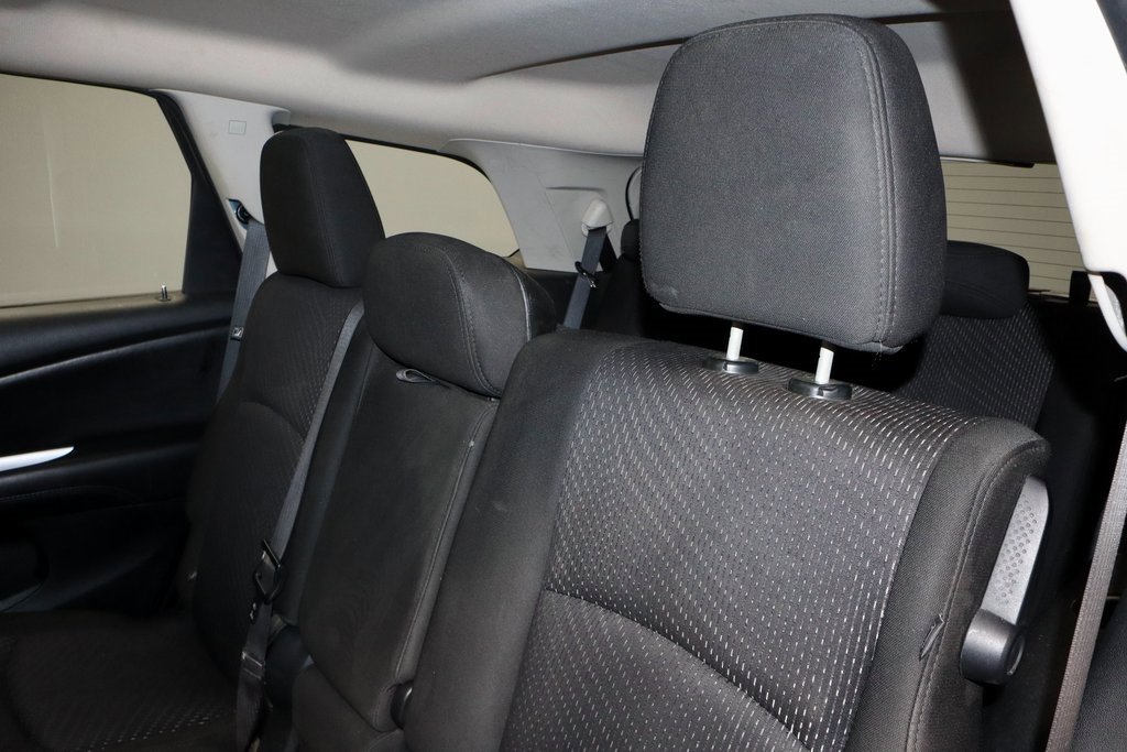 Used 2019 Dodge Journey SE image 20