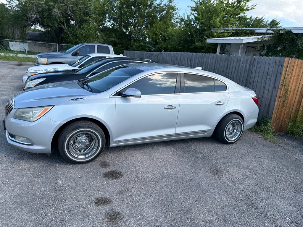 Used 2015 Buick LaCrosse Leather FWD image 22