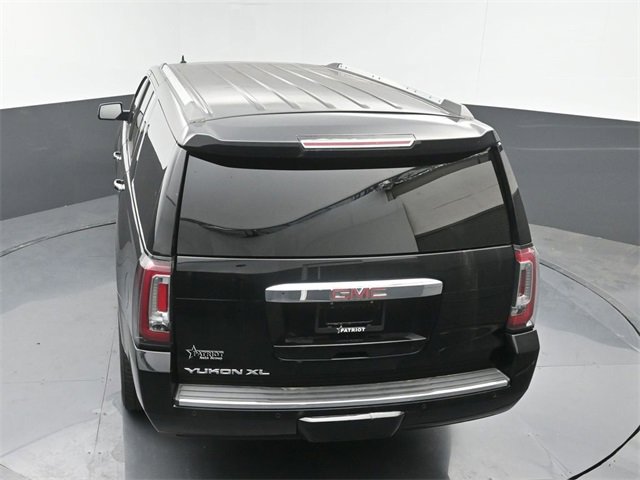 Used 2017 GMC Yukon XL Denali w/ Open Road Package image 31