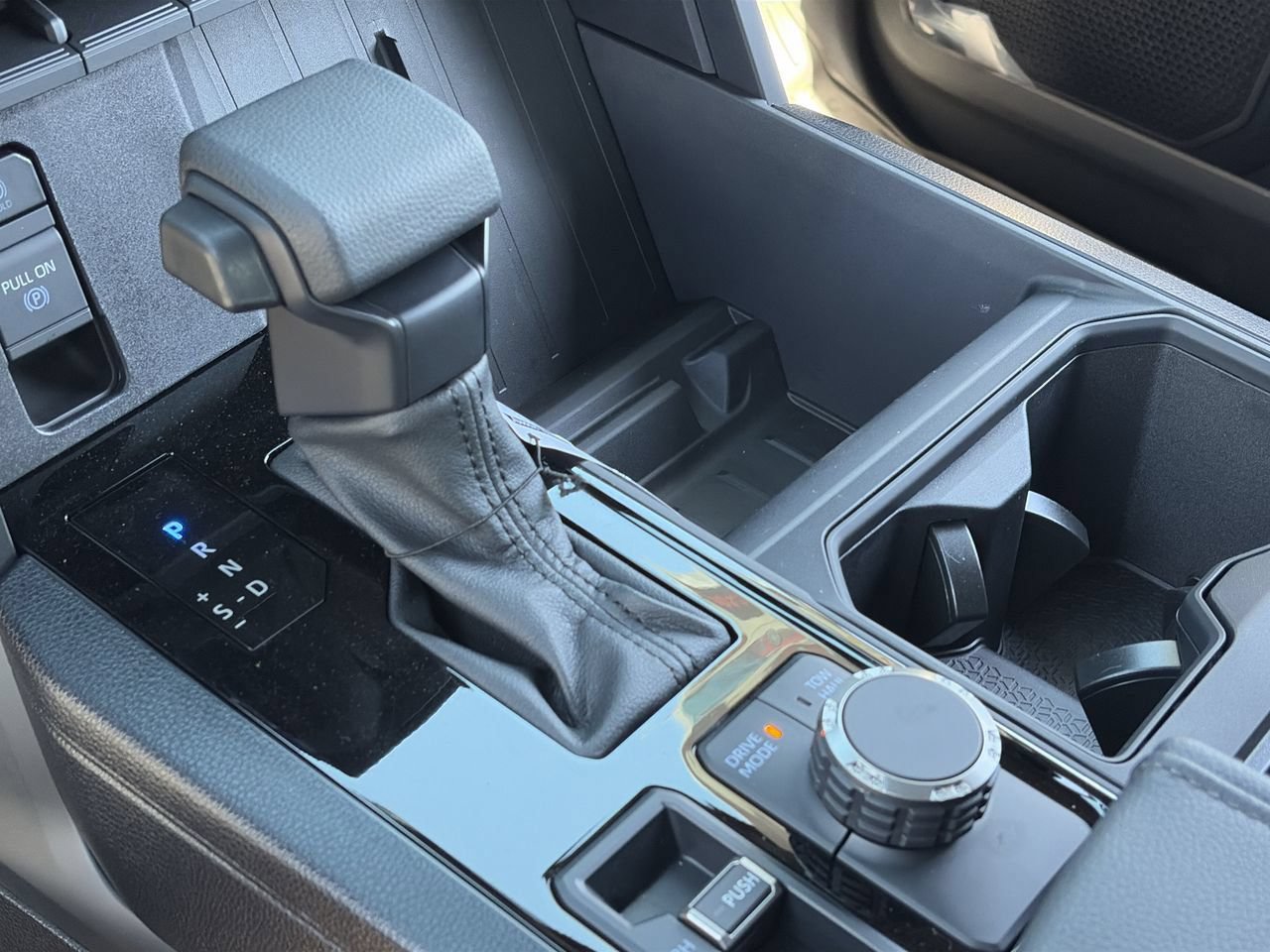 New 2026 Toyota Tundra SR5 AWD/4WD image 12