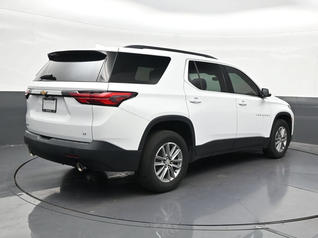 Used 2023 Chevrolet Traverse LT FWD image 5