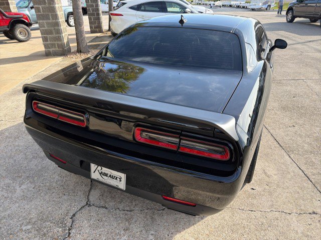 Used 2022 Dodge Challenger SRT Hellcat w/ Plus Package RWD image 6