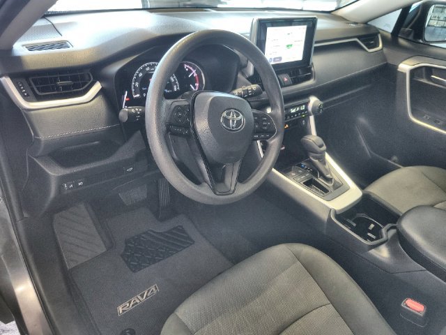 Used 2024 Toyota RAV4 XLE w/ Convenience Package FWD image 14
