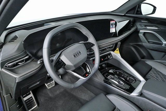 Used 2025 Audi SQ5 Premium Plus AWD/4WD image 4