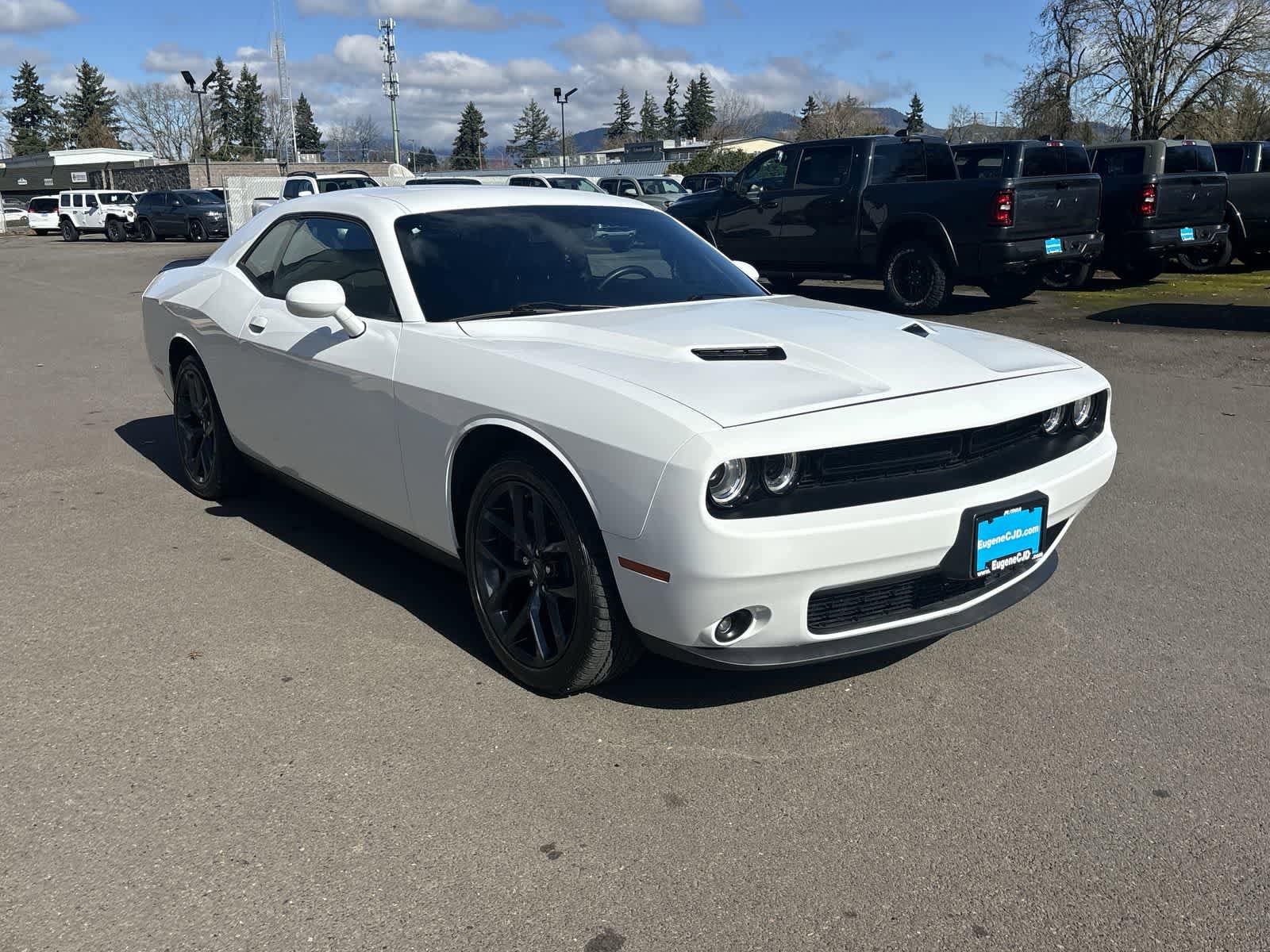 Certified 2023 Dodge Challenger SXT w/ Plus Package image 7