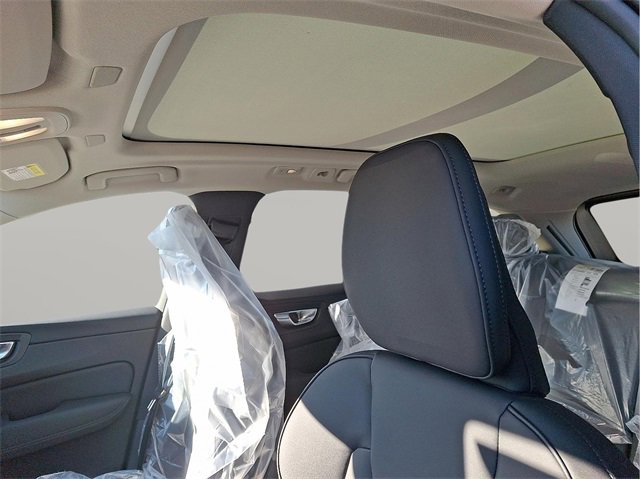 New 2026 Volvo XC60 B5 Plus w/ Protection Package Premier image 9