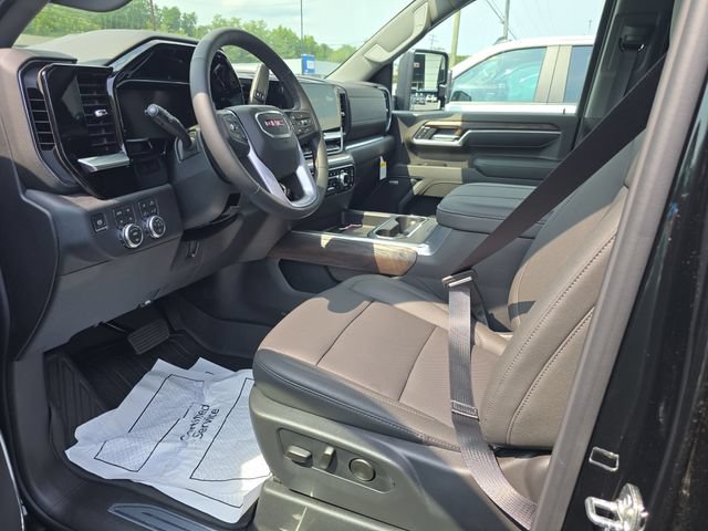 New 2026 GMC Sierra 2500 SLT w/ SLT Convenience Package AWD/4WD image 13