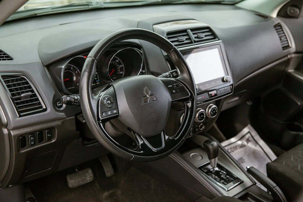 Used 2020 Mitsubishi Outlander Sport SE image 10