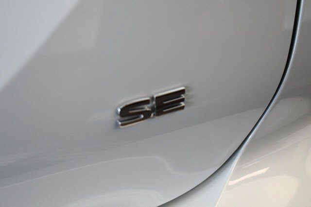 New 2026 Mitsubishi Outlander SE FWD image 16