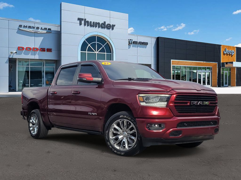 Used 2023 RAM 1500 Laramie AWD/4WD image 1