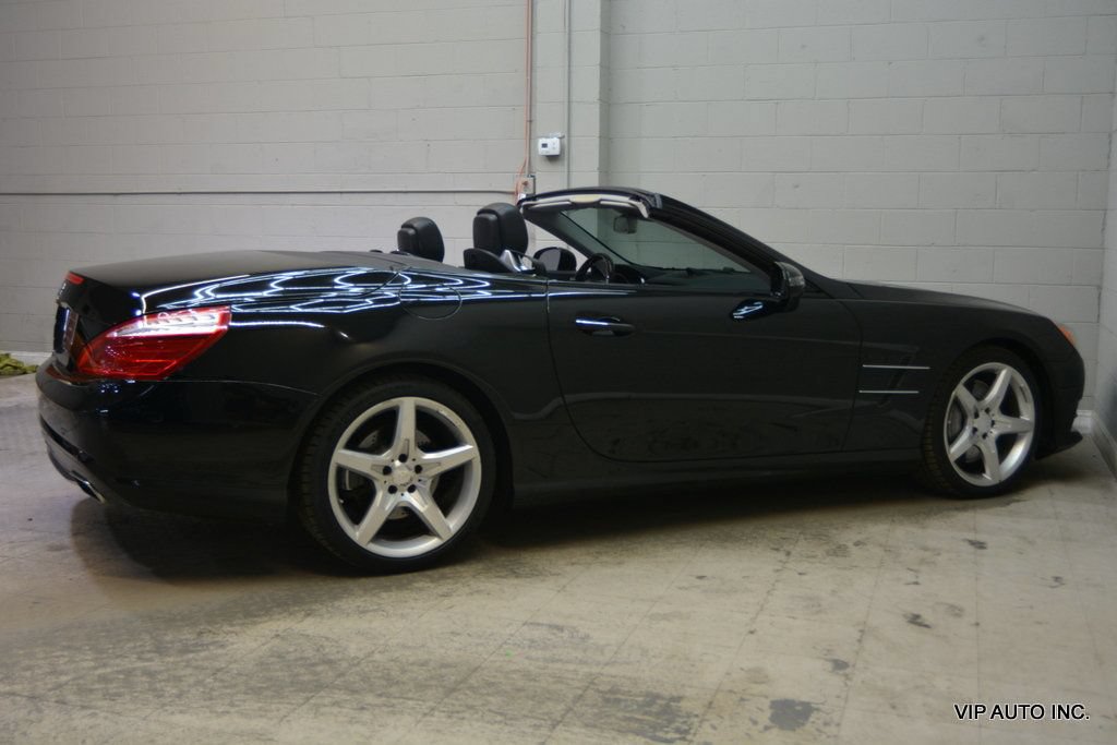 Used 2013 Mercedes-Benz SL 550 image 11