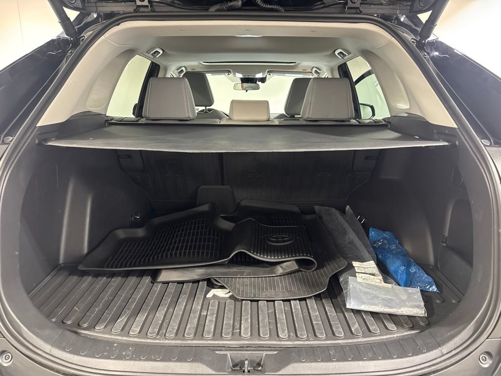 Used 2025 Toyota RAV4 XLE Premium w/ Weather Package AWD/4WD image 29