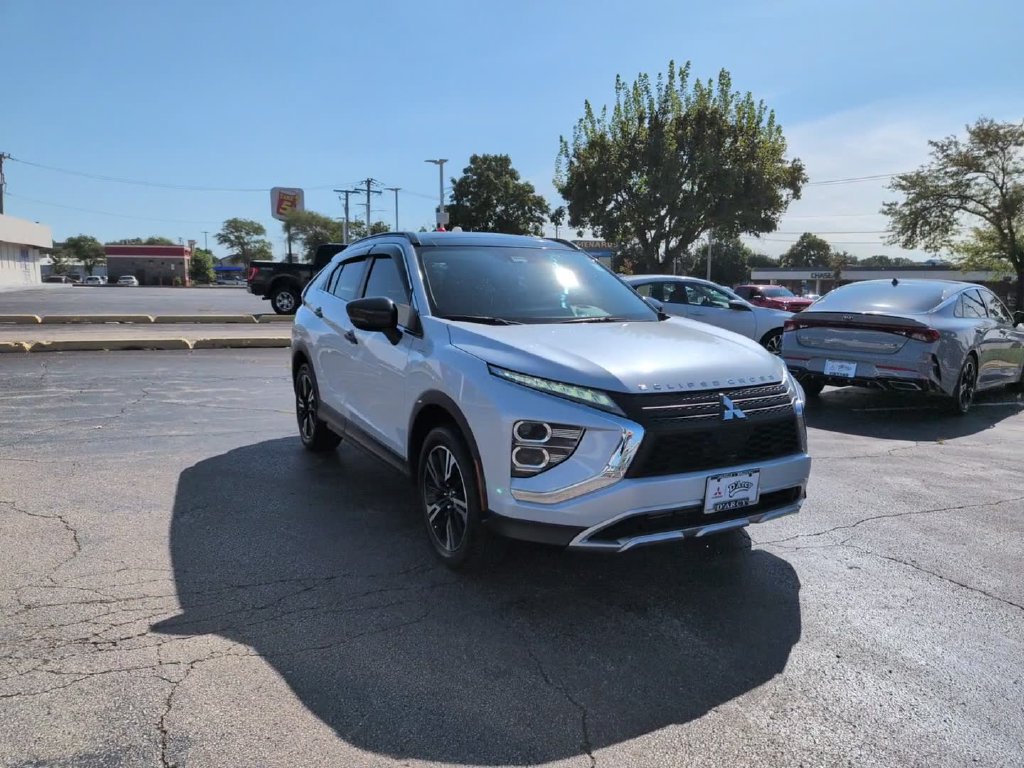 Used 2023 Mitsubishi Eclipse Cross SE AWD/4WD image 3