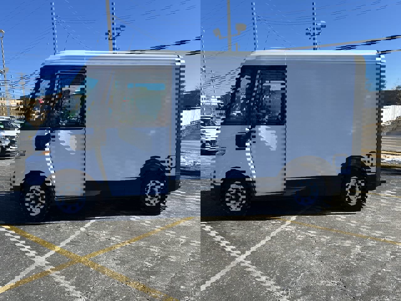 New 2025 Chevrolet Brightdrop 400 w/ Power Door Package image 18