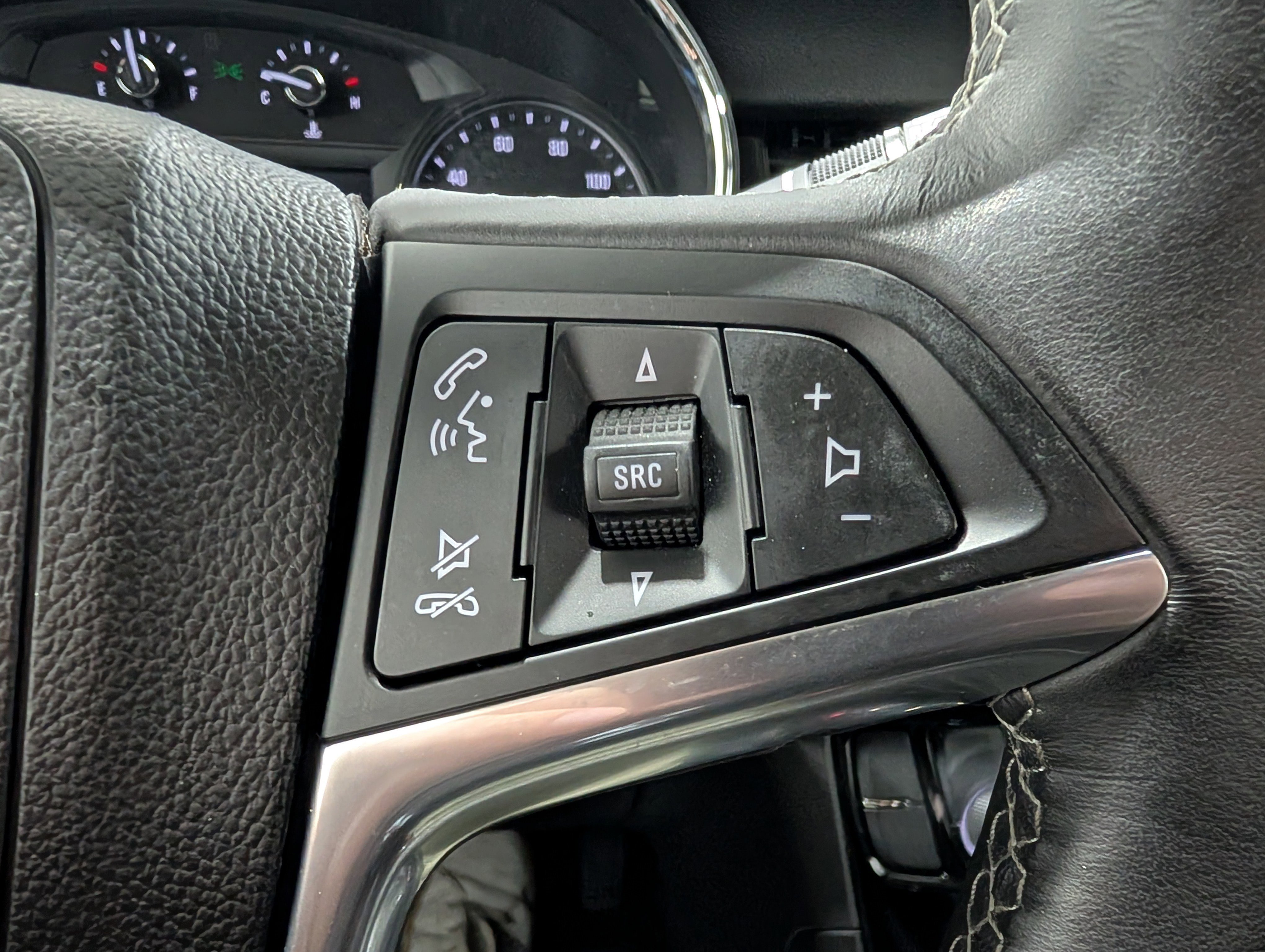 Used 2022 Buick Encore Preferred w/ Safety Package image 19