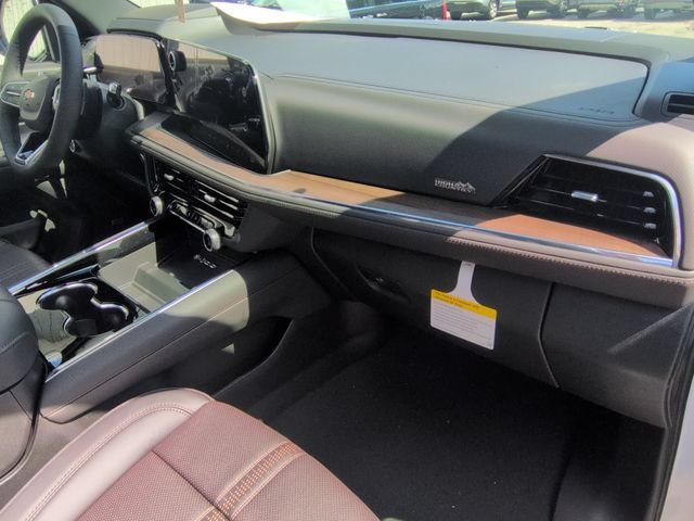 New 2026 Chevrolet Tahoe High Country w/ Sun And Tow Package AWD/4WD image 31