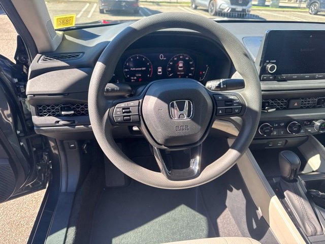 Used 2023 Honda Accord EX image 14