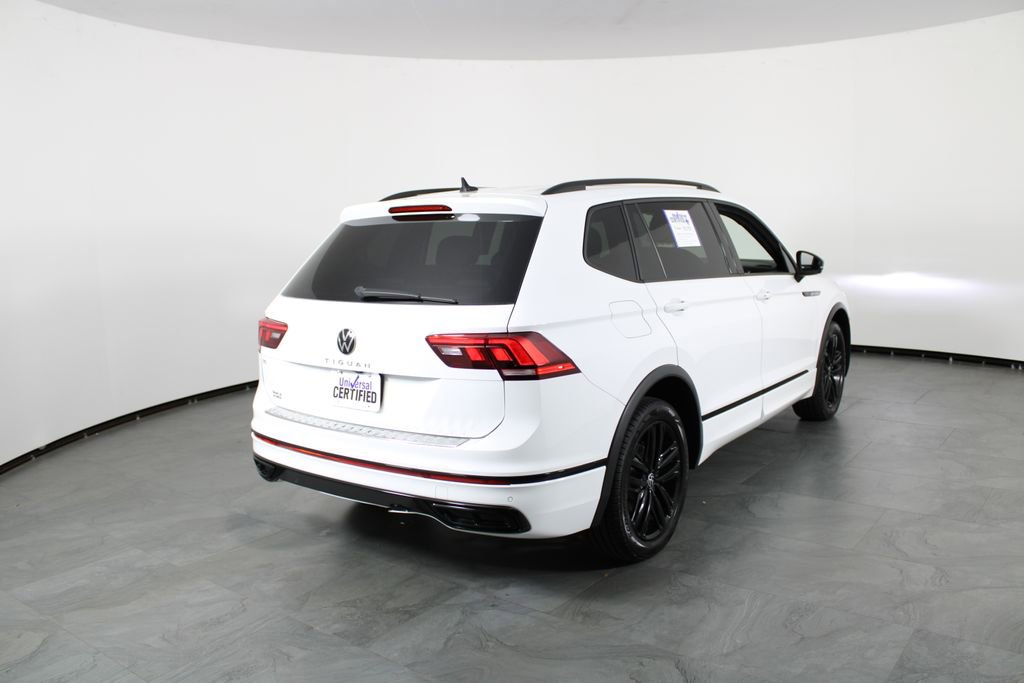 Used 2022 Volkswagen Tiguan SE R-Line image 14
