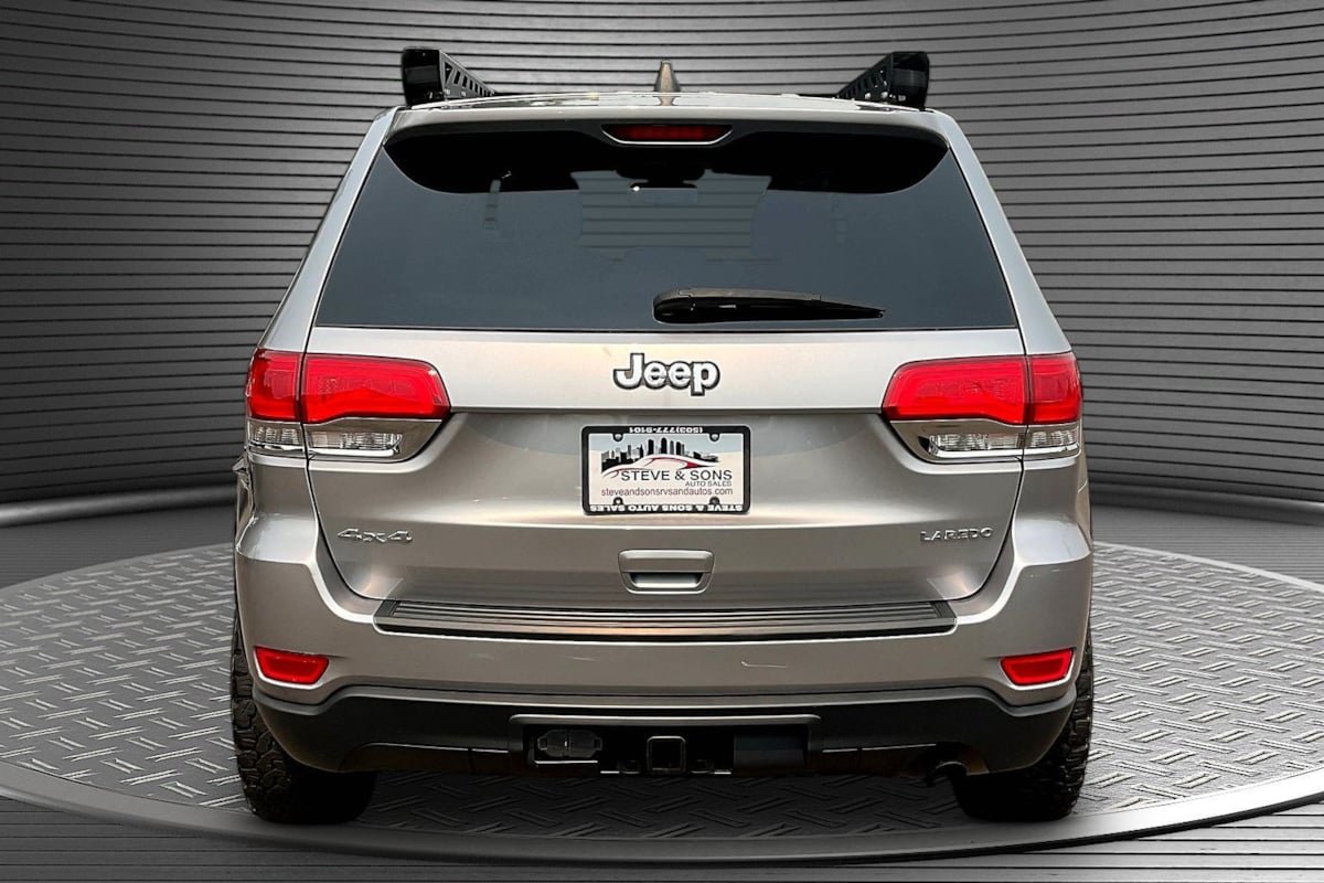 Used 2014 Jeep Grand Cherokee Laredo AWD/4WD image 5