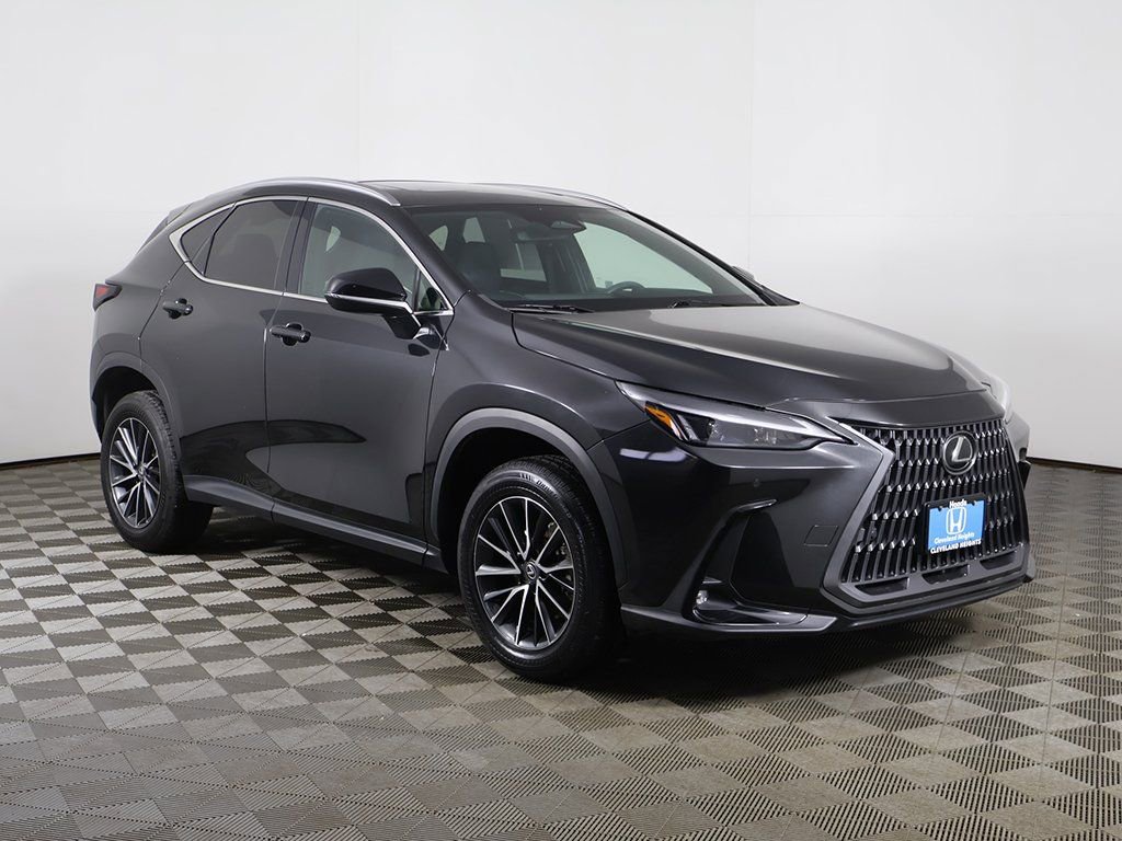 Used 2023 Lexus NX 350 AWD image 2