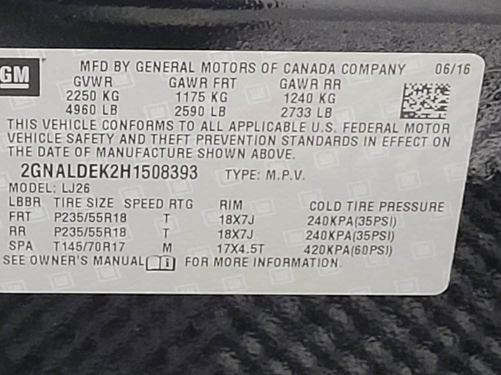 Used 2017 Chevrolet Equinox Premier w/ Enhanced Convenience Package FWD image 33