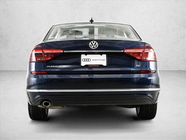 Used 2018 Volkswagen Passat 2.0T SEL Premium image 7