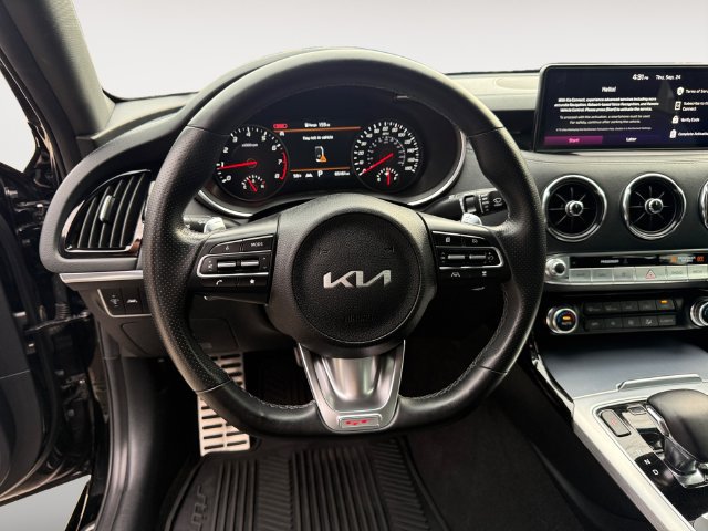 Used 2022 Kia Stinger GT2 AWD/4WD image 13