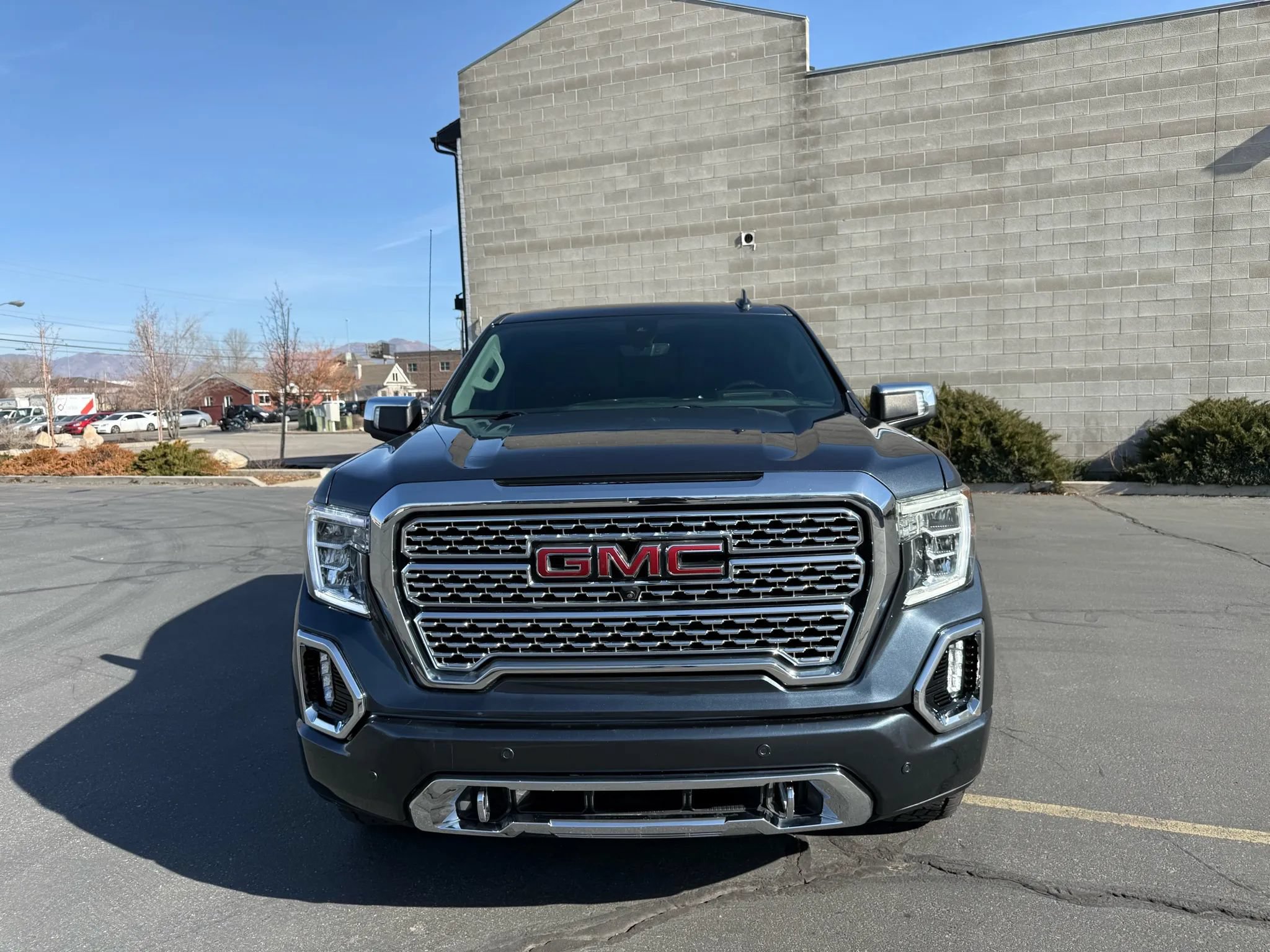 Used 2021 GMC Sierra 1500 Denali w/ Denali Ultimate Package AWD/4WD image 2
