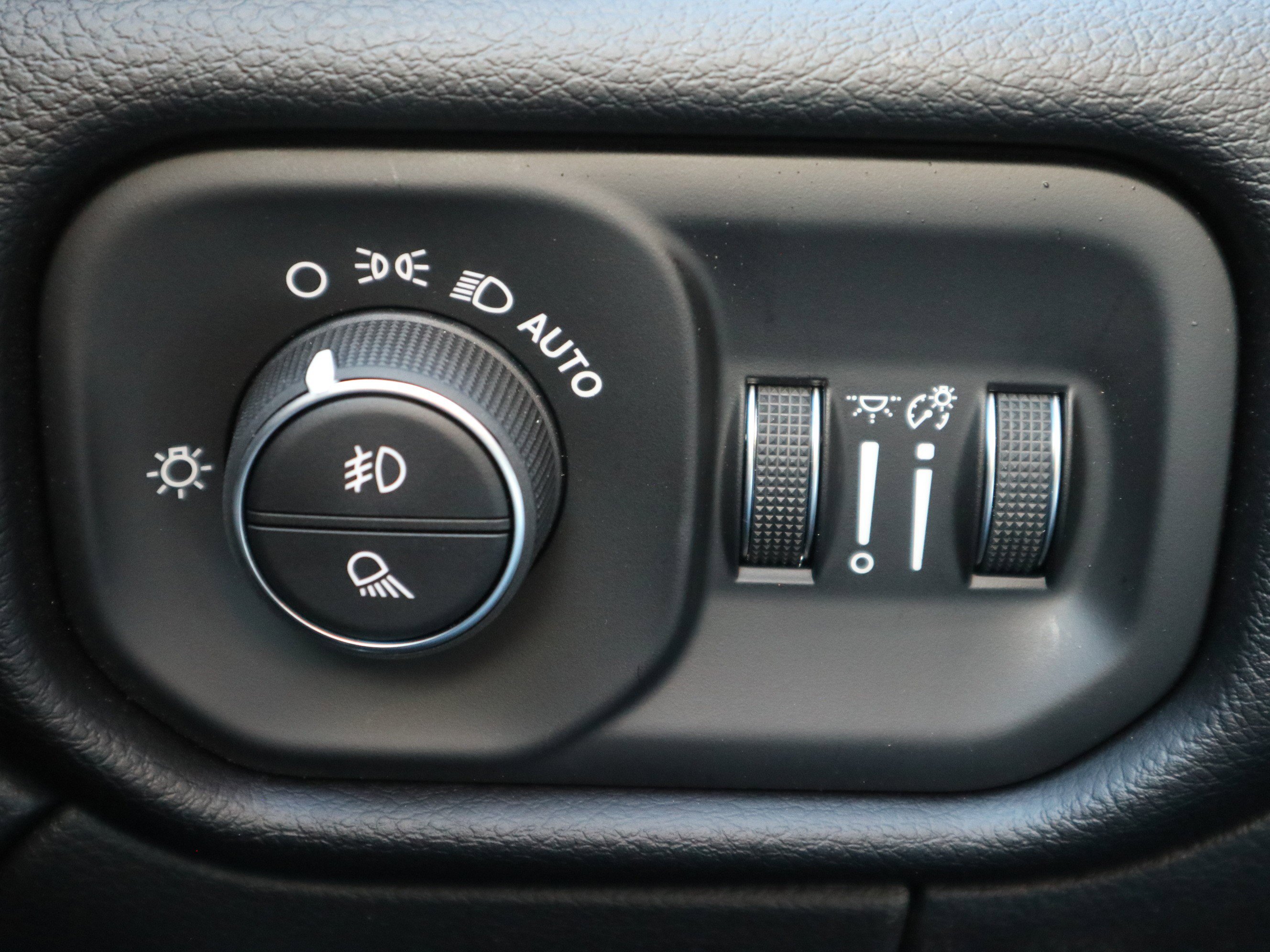 New 2026 RAM 3500 Laramie image 31