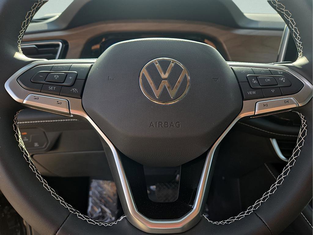 New 2026 Volkswagen Atlas SE image 25