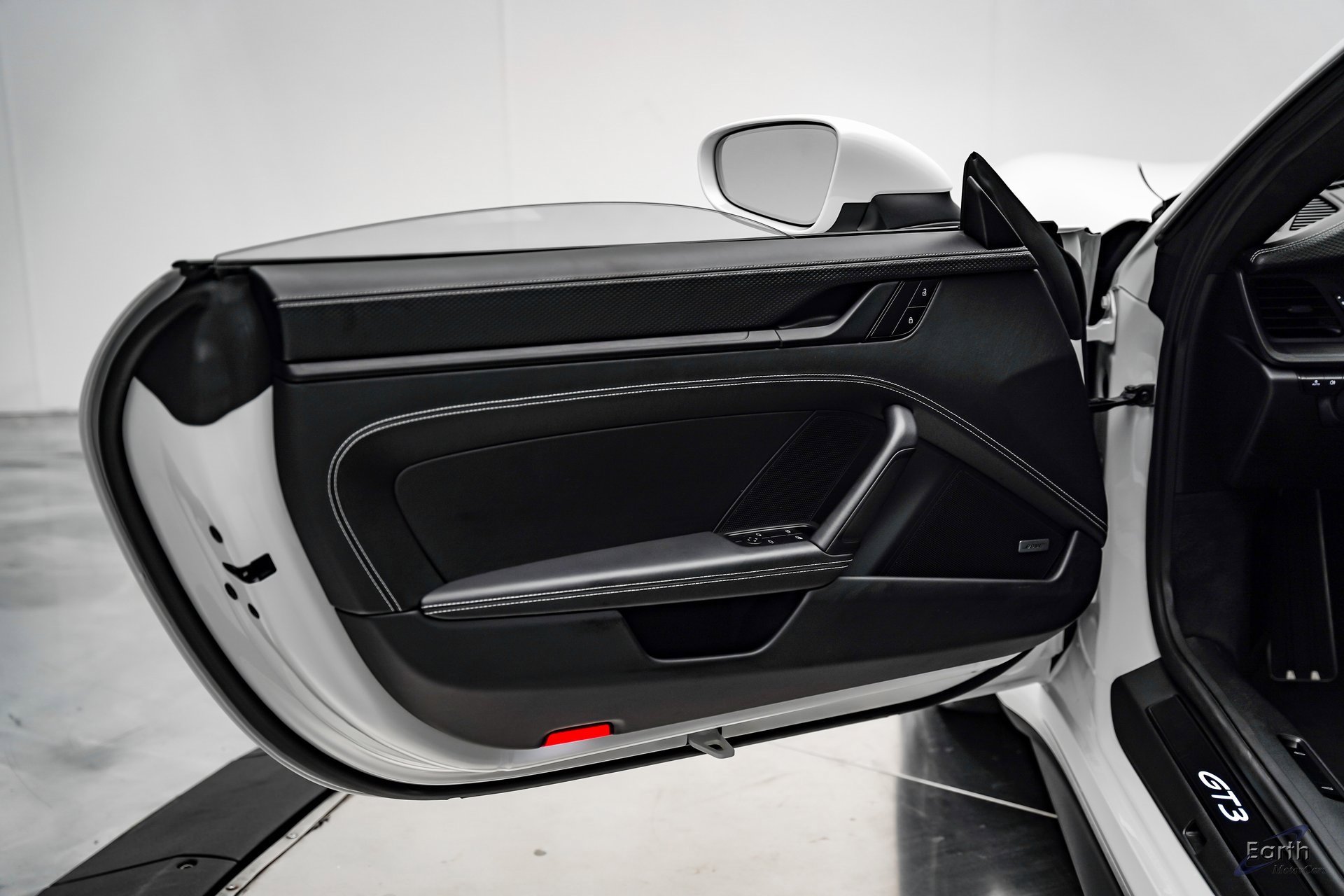 Used 2022 Porsche 911 GT3 image 74