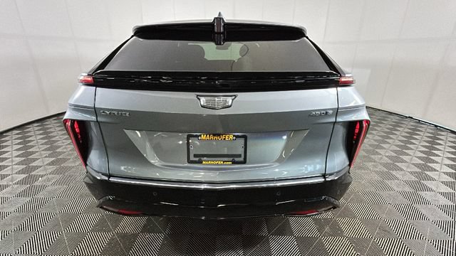 Used 2024 Cadillac Lyriq Tech RWD image 3