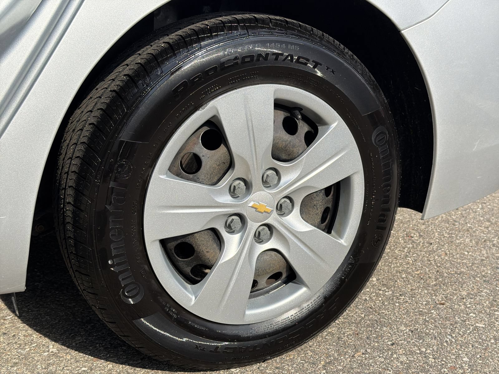 Used 2016 Chevrolet Cruze LS FWD image 17