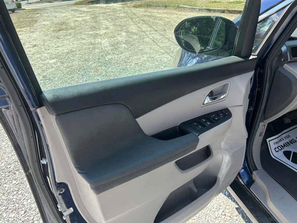 Used 2014 Honda Odyssey EX-L image 7
