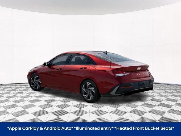 Used 2025 Hyundai Elantra SEL image 7
