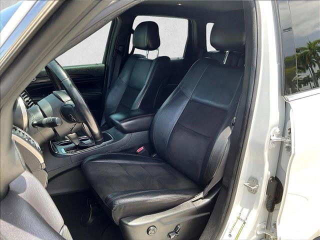 Used 2020 Jeep Grand Cherokee Laredo w/ Laredo X Package RWD image 27