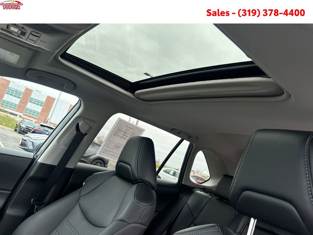 Certified 2021 Toyota RAV4 XLE Premium image 19