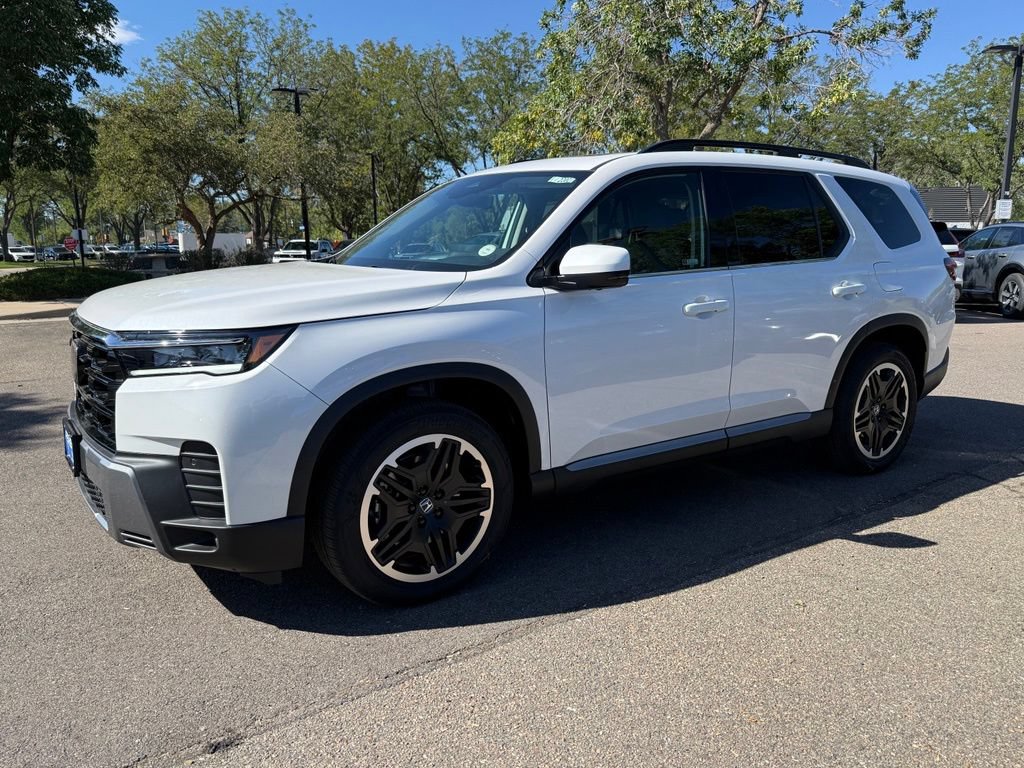 New 2026 Honda Pilot Touring image 8