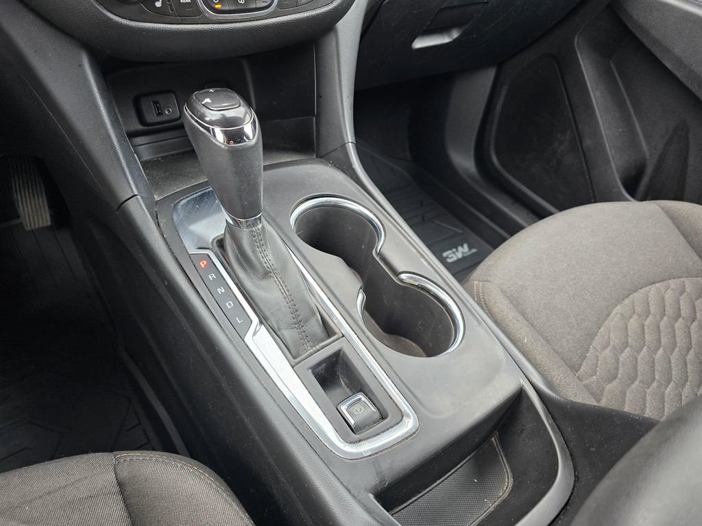Used 2018 Chevrolet Equinox LT FWD image 22