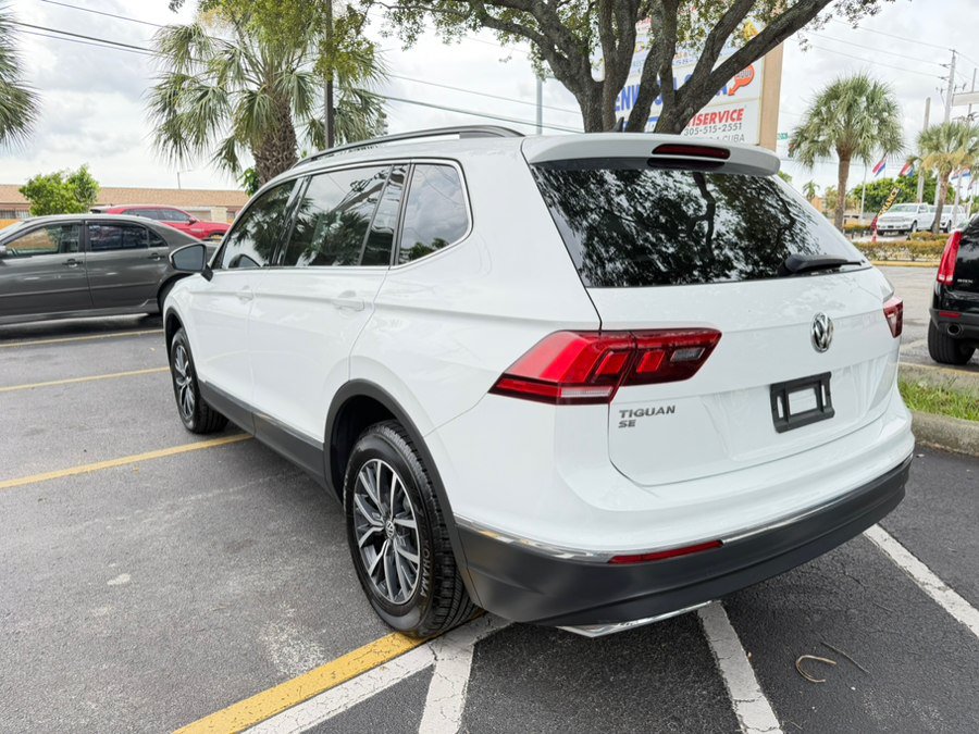 Used 2020 Volkswagen Tiguan SE FWD image 3