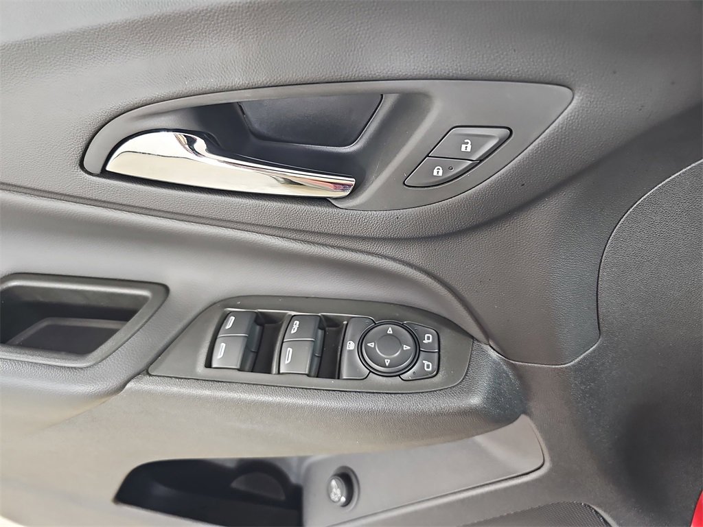 Certified 2023 Chevrolet Equinox LT image 32