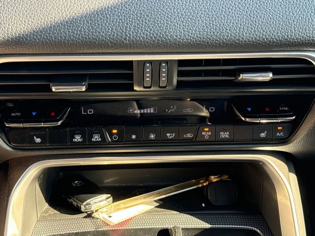 Used 2025 MAZDA CX-90 3.3 Turbo w/ Preferred Package image 31