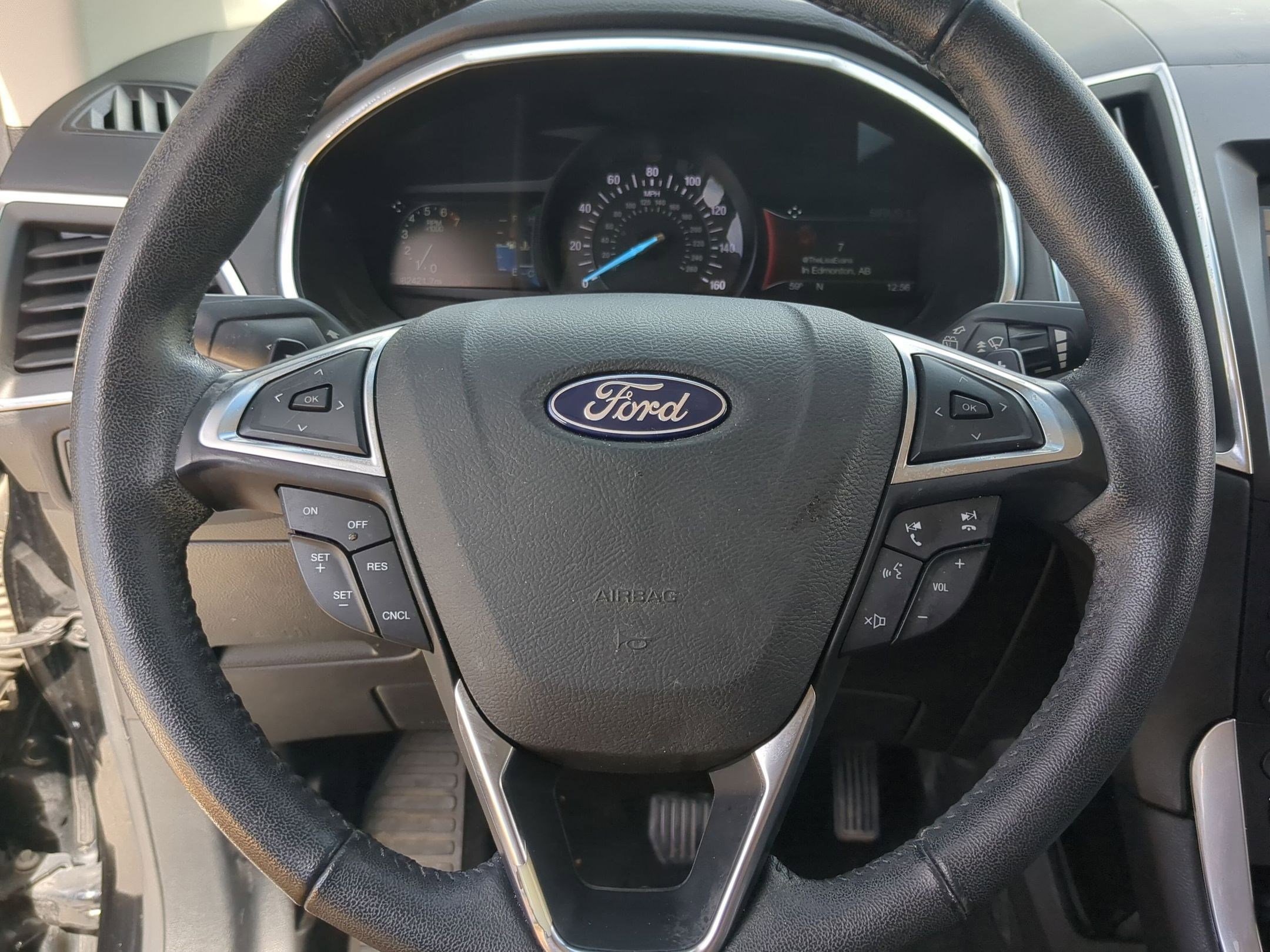 Used 2018 Ford Edge Titanium w/ Equipment Group 301A image 13