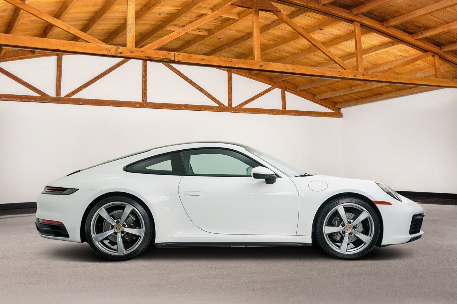 Used 2020 Porsche 911 Carrera RWD image 6