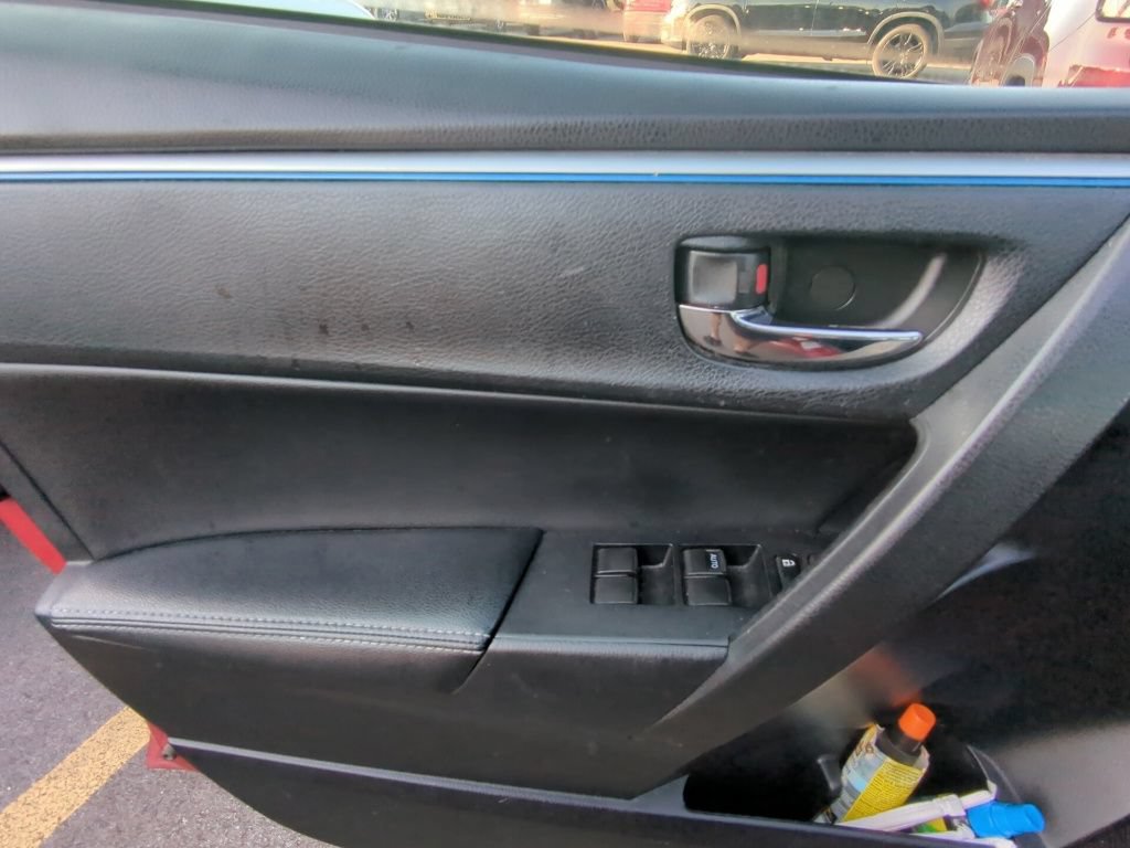 Used 2014 Toyota Corolla S FWD image 8