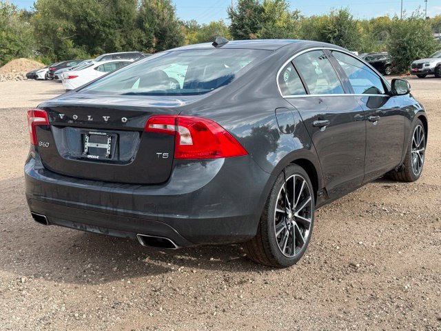 Used 2016 Volvo S60 T5 Premier w/ 19" Sport Package FWD image 5