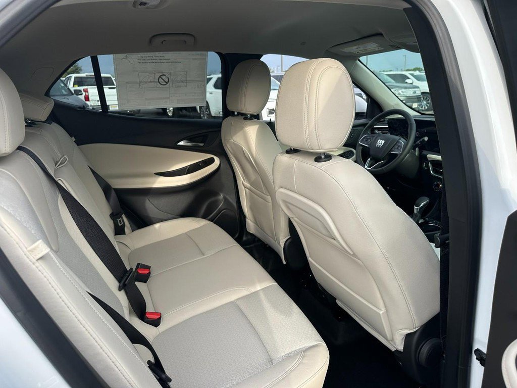 New 2026 Buick Encore GX Preferred w/ Comfort Package FWD image 4