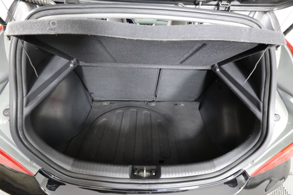 Used 2012 Hyundai Accent SE FWD image 18