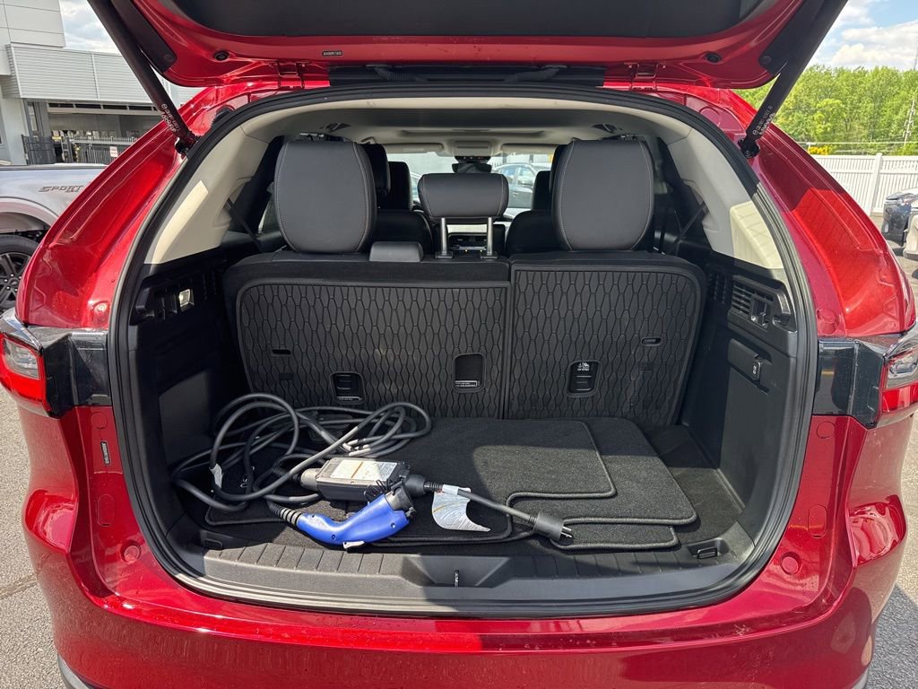 Certified 2024 MAZDA CX-90 Plug-In Hybrid w/ Preferred image 24